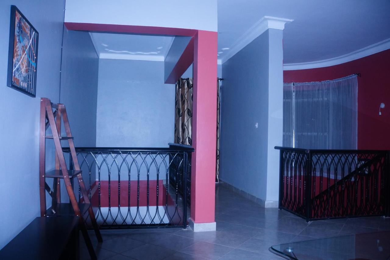 Silver Oaks Hotel Boma Fort Portal Екстер'єр фото